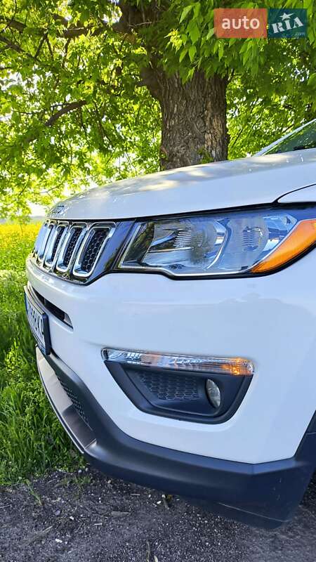 Позашляховик / Кросовер Jeep Compass 2017 в Черкасах