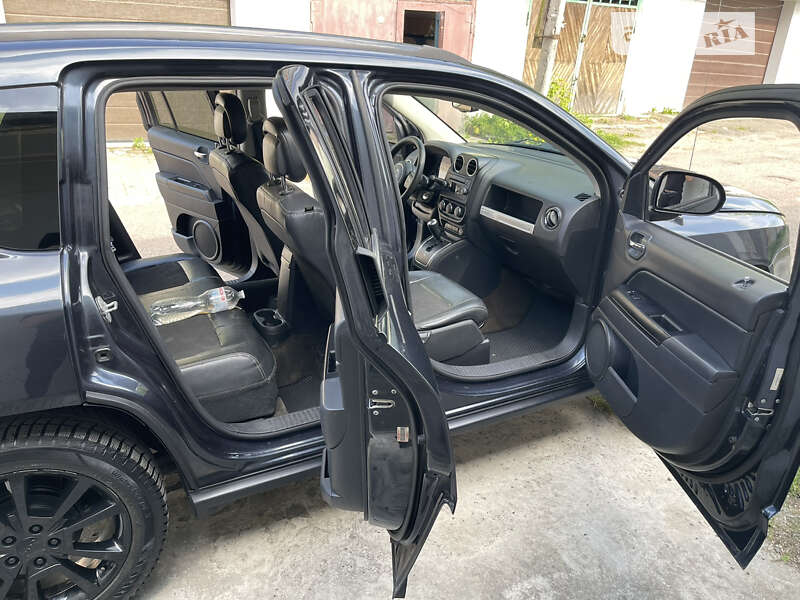 Внедорожник / Кроссовер Jeep Compass 2014 в Львове