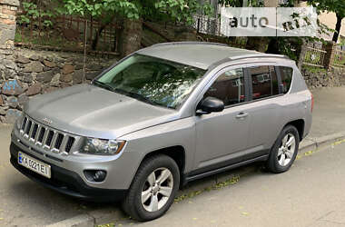 Внедорожник / Кроссовер Jeep Compass 2015 в Киеве