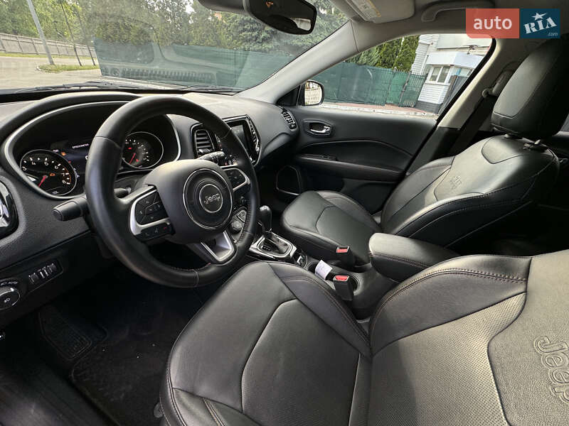 Внедорожник / Кроссовер Jeep Compass 2020 в Киеве