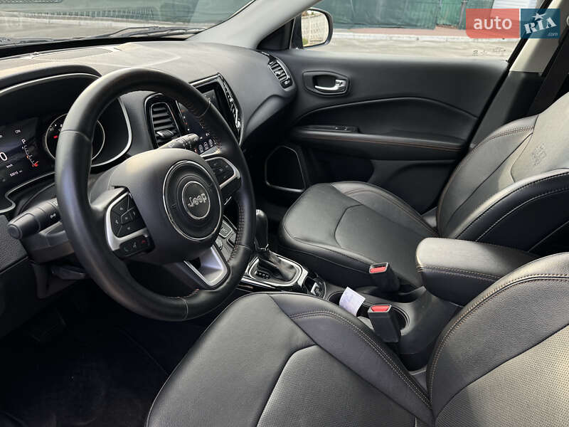 Внедорожник / Кроссовер Jeep Compass 2020 в Киеве