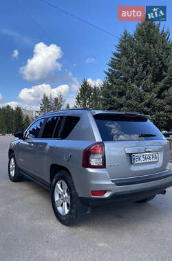 Позашляховик / Кросовер Jeep Compass 2016 в Сарнах