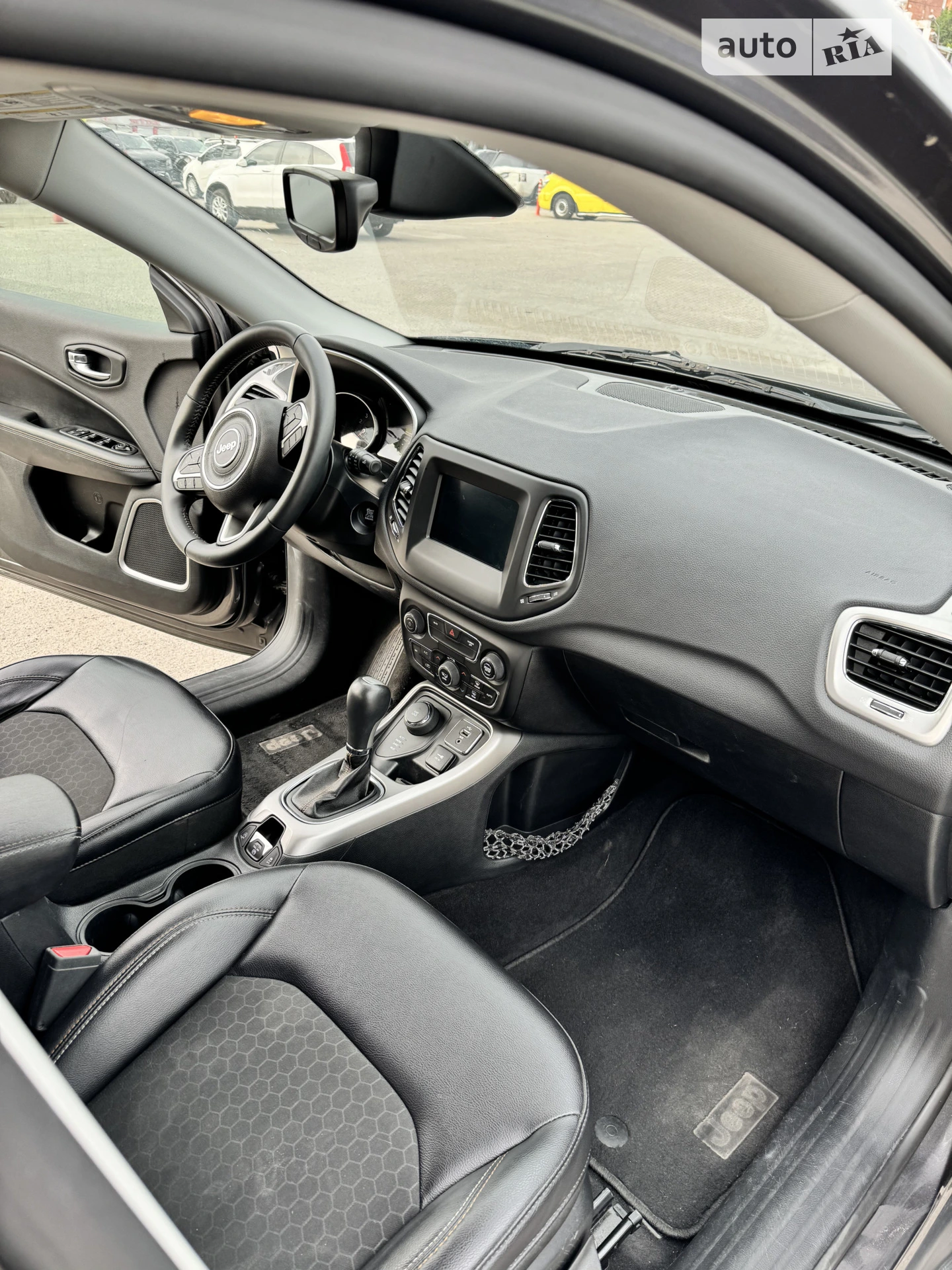 2017 Jeep Compass - мініатюра 15