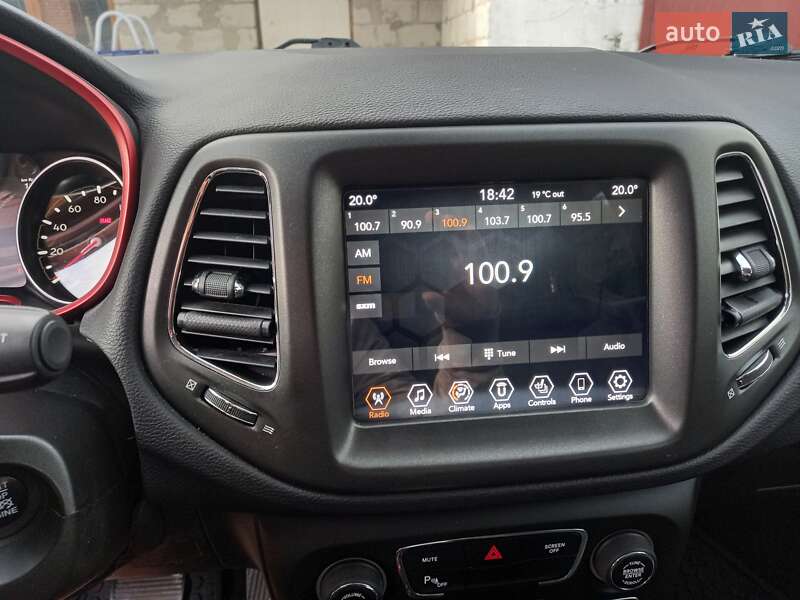 Внедорожник / Кроссовер Jeep Compass 2017 в Дубно