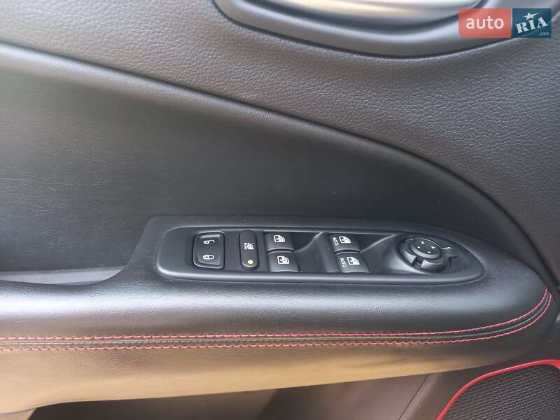Внедорожник / Кроссовер Jeep Compass 2017 в Дубно