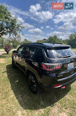 Внедорожник / Кроссовер Jeep Compass 2020 в 