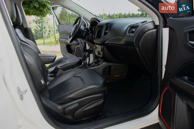Позашляховик / Кросовер Jeep Compass 2019 в Дніпрі