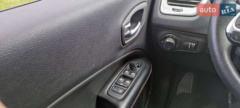 Внедорожник / Кроссовер Jeep Compass 2017 в Киеве
