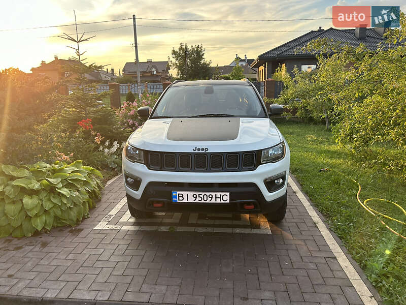 Позашляховик / Кросовер Jeep Compass 2017 в Полтаві фото 2 Позашляховик / Кросовер Jeep Compass 2017 в Полтаві