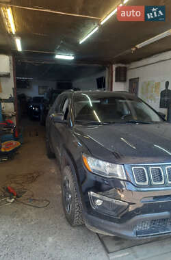 Позашляховик / Кросовер Jeep Compass 2018 в Глухові
