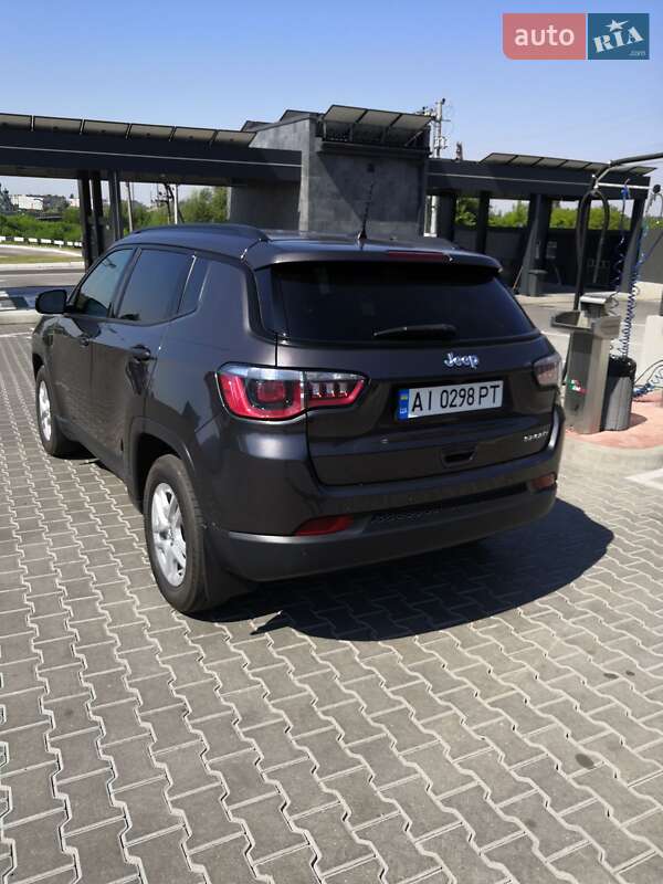 Внедорожник / Кроссовер Jeep Compass 2017 в Володарке