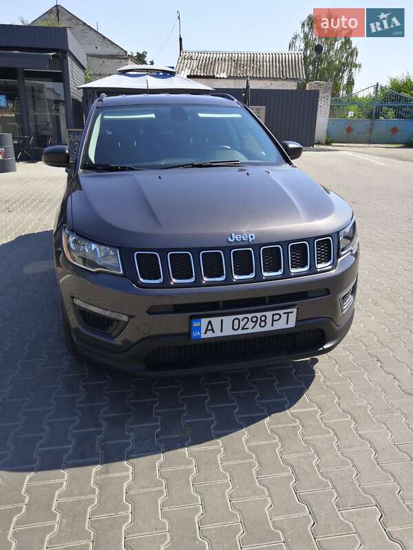 Внедорожник / Кроссовер Jeep Compass 2017 в Володарке
