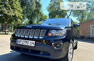 Внедорожник / Кроссовер Jeep Compass 2016 в Запорожье