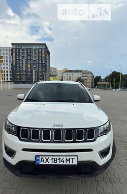 Внедорожник / Кроссовер Jeep Compass 2017 в Харькове