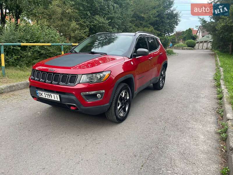 Позашляховик / Кросовер Jeep Compass 2017 в Рівному