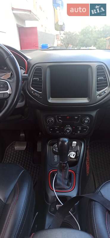 Внедорожник / Кроссовер Jeep Compass 2018 в Ровно