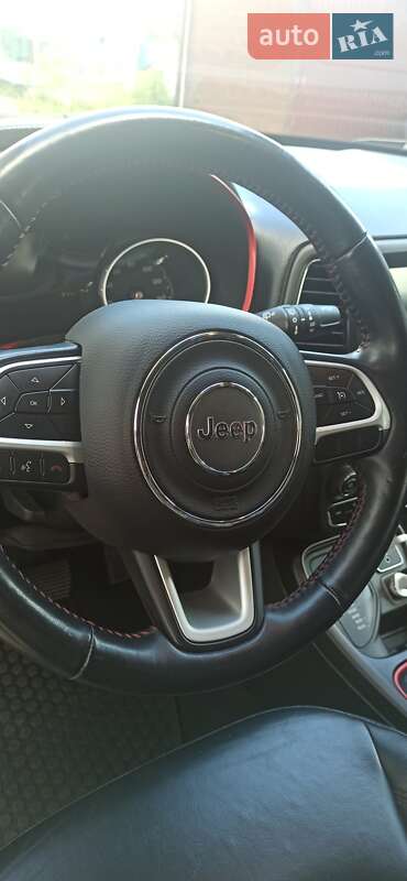 Внедорожник / Кроссовер Jeep Compass 2018 в Ровно