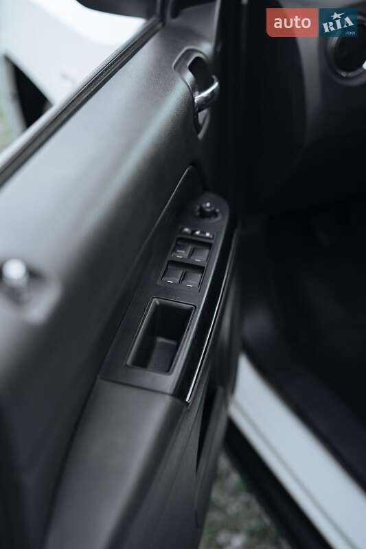 Внедорожник / Кроссовер Jeep Compass 2011 в Черновцах