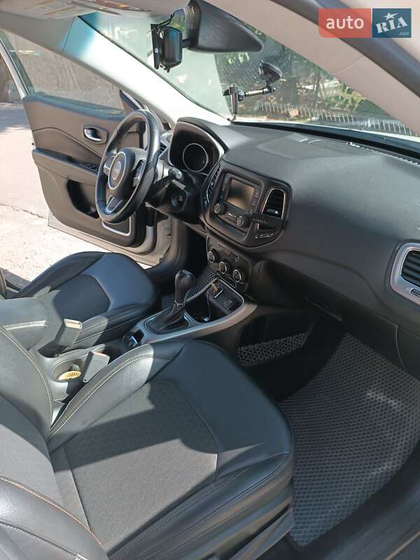 Позашляховик / Кросовер Jeep Compass 2018 в Балті