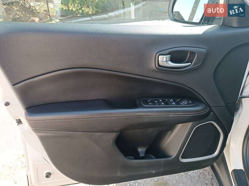 Внедорожник / Кроссовер Jeep Compass 2018 в Балте фото 23 Внедорожник / Кроссовер Jeep Compass 2018 в Балте