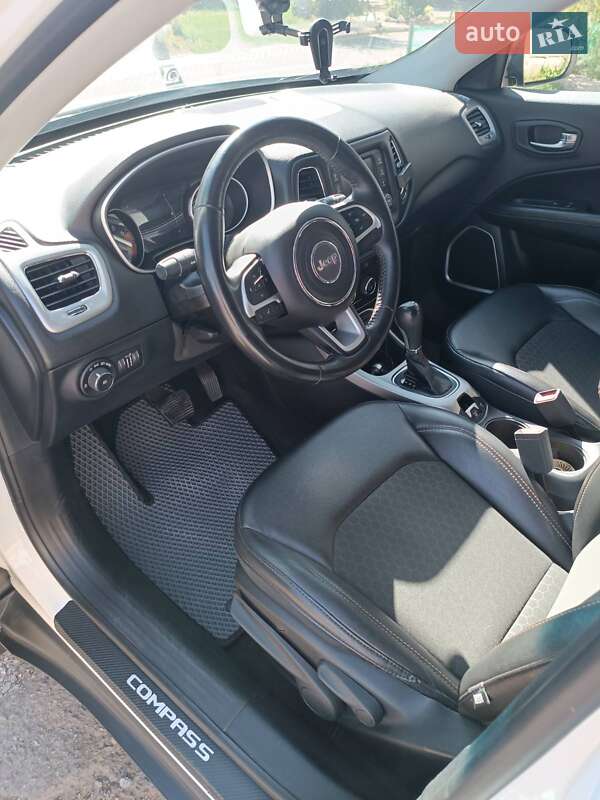Позашляховик / Кросовер Jeep Compass 2018 в Балті