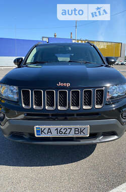 Внедорожник / Кроссовер Jeep Compass 2016 в Киеве