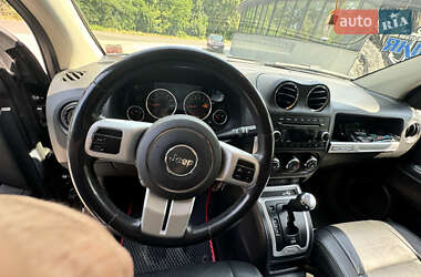 Внедорожник / Кроссовер Jeep Compass 2015 в Светловодске