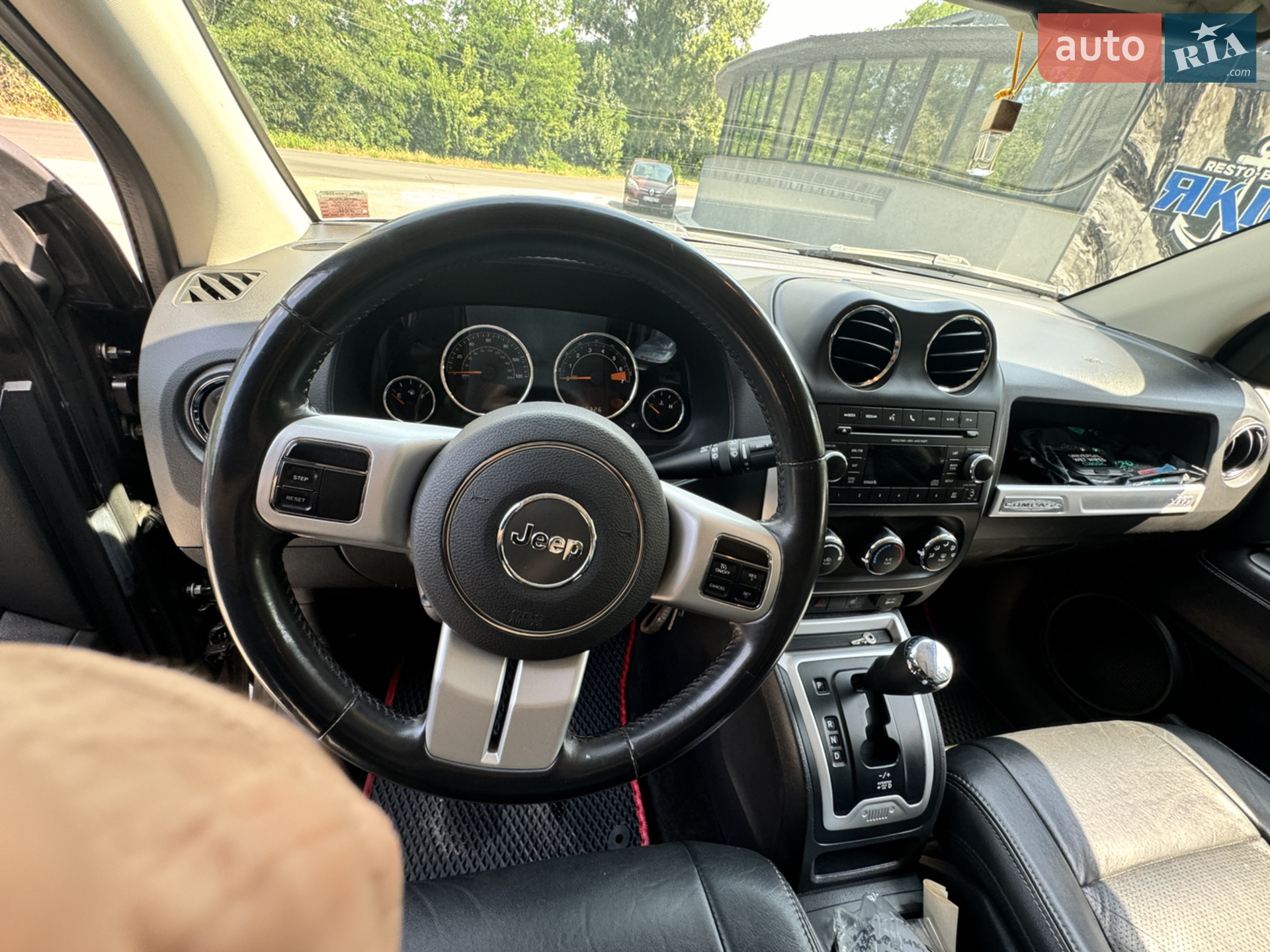 2015 Jeep Compass - мініатюра 9