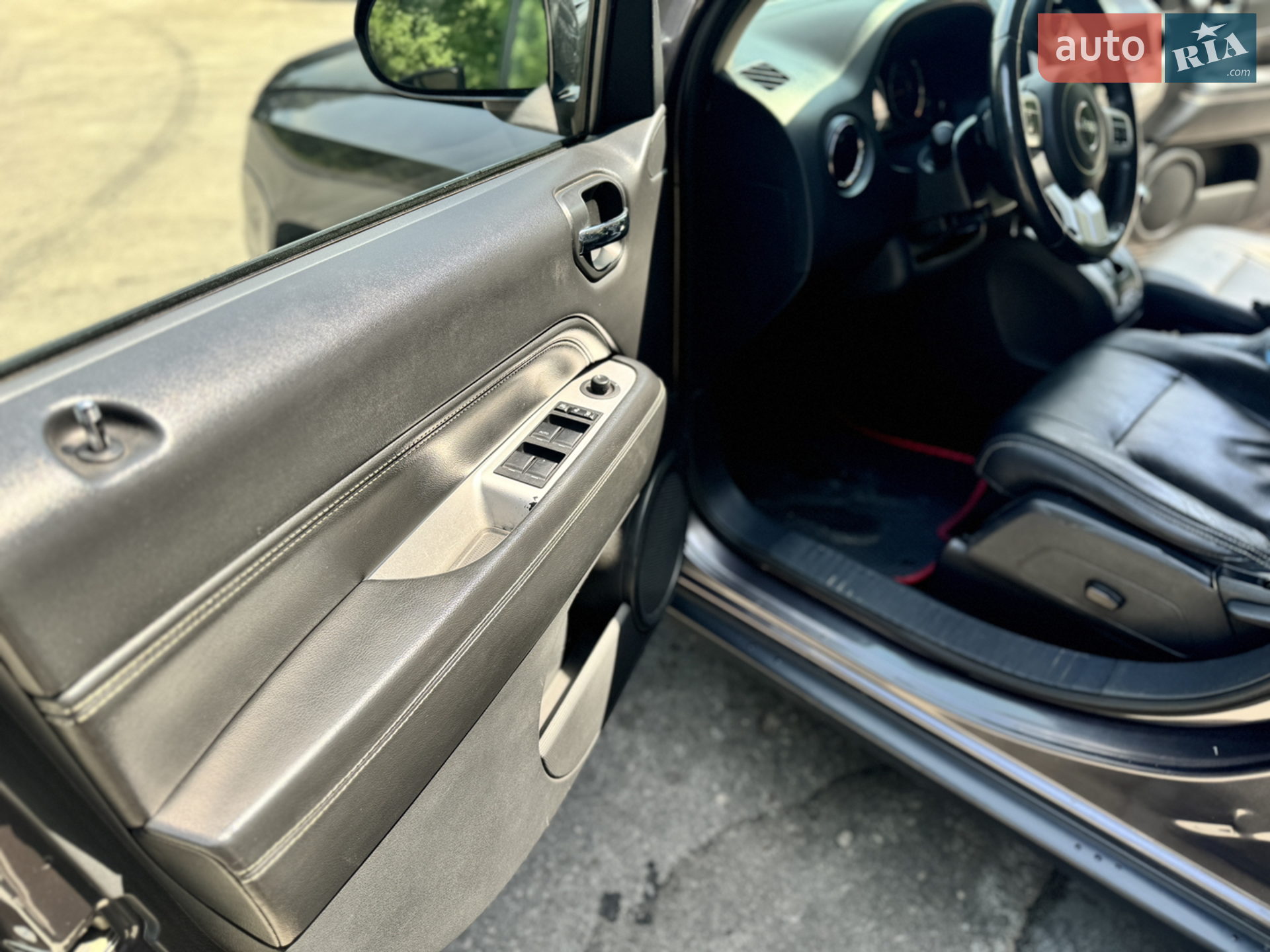 2015 Jeep Compass - мініатюра 15