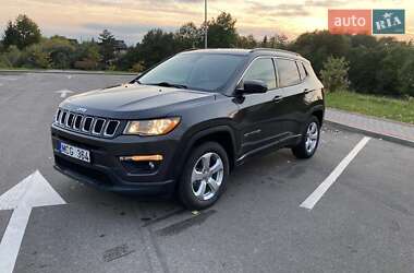 Внедорожник / Кроссовер Jeep Compass 2018 в 