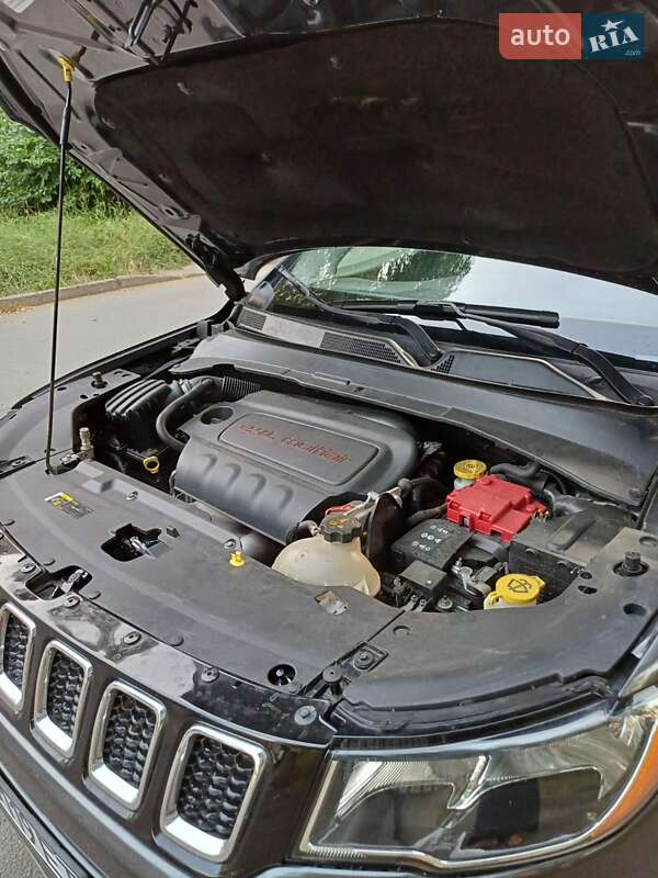 Внедорожник / Кроссовер Jeep Compass 2020 в Черновцах