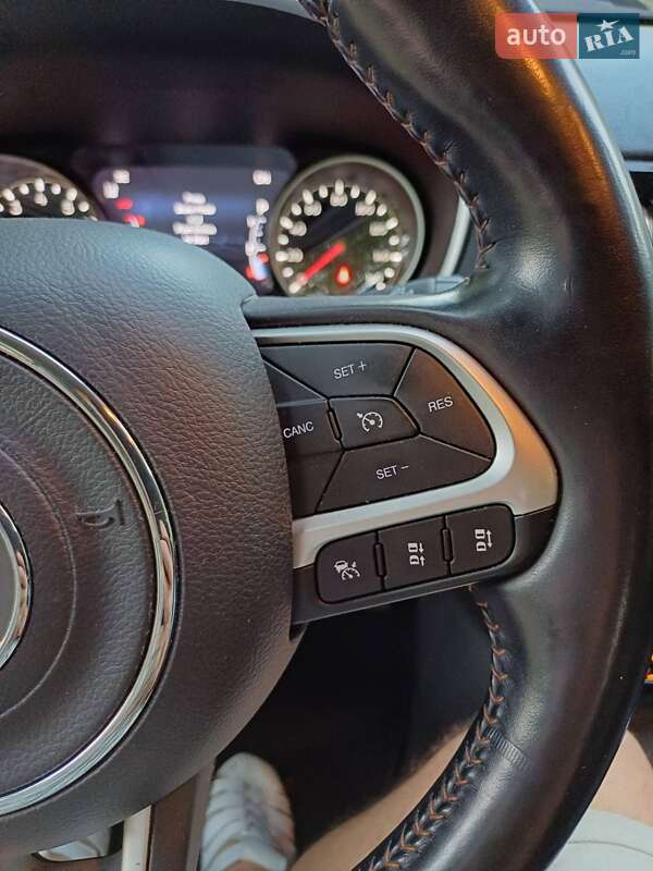 Внедорожник / Кроссовер Jeep Compass 2020 в Черновцах