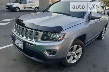 Внедорожник / Кроссовер Jeep Compass 2015 в Киеве