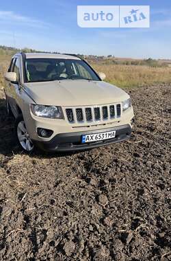 Позашляховик / Кросовер Jeep Compass 2016 в Валках