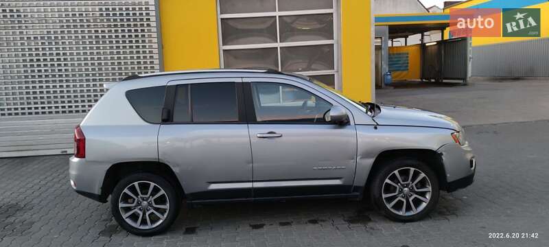 Внедорожник / Кроссовер Jeep Compass 2014 в Хмельницком