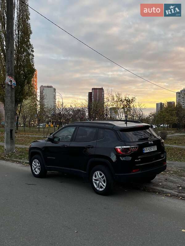 Внедорожник / Кроссовер Jeep Compass 2018 в Буче