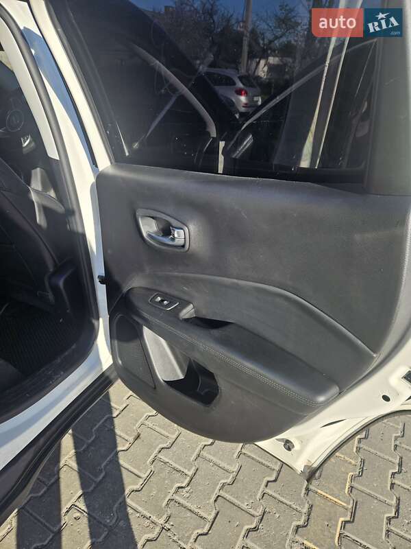 Позашляховик / Кросовер Jeep Compass 2018 в Хмельницькому