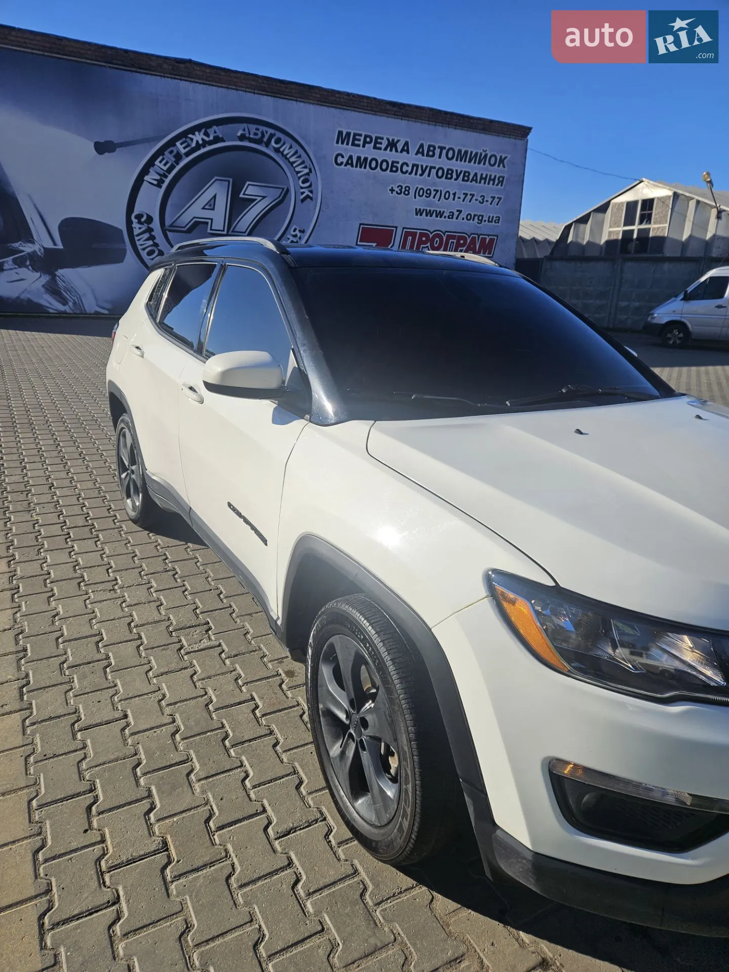 2018 Jeep Compass - мініатюра 17