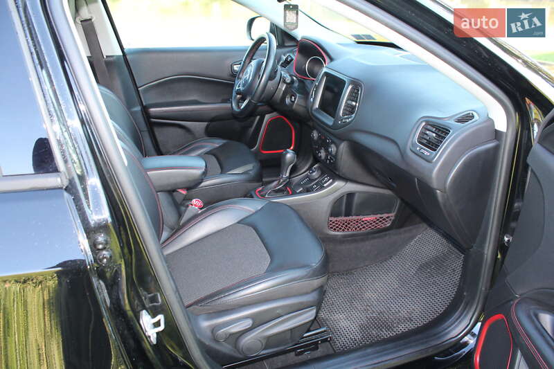 Позашляховик / Кросовер Jeep Compass 2018 в Підгайцях