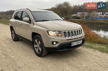 Внедорожник / Кроссовер Jeep Compass 2016 в Киеве