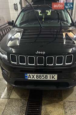 Внедорожник / Кроссовер Jeep Compass 2019 в 