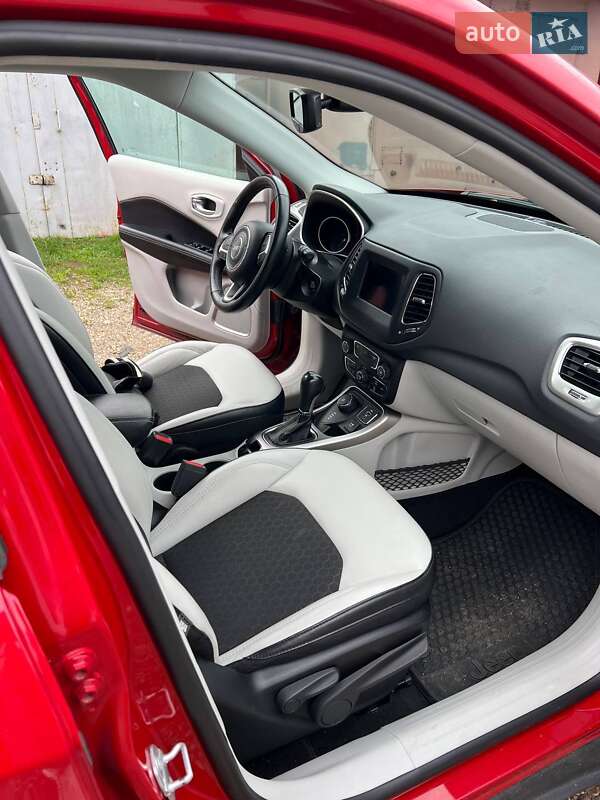 Внедорожник / Кроссовер Jeep Compass 2018 в Харькове