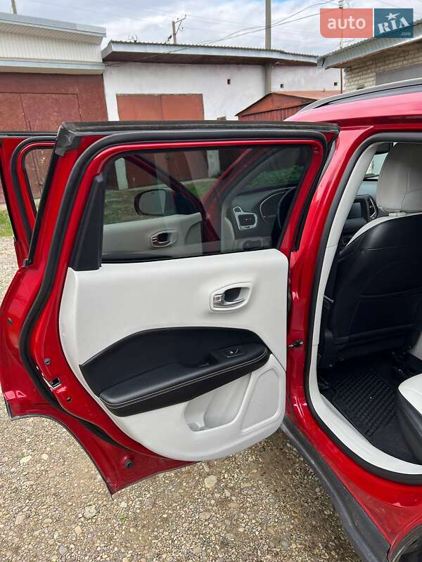 Внедорожник / Кроссовер Jeep Compass 2018 в Харькове