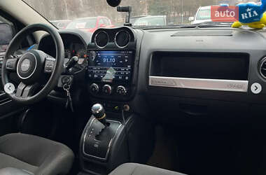 Внедорожник / Кроссовер Jeep Compass 2016 в Кривом Роге