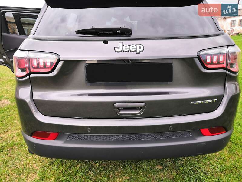 Внедорожник / Кроссовер Jeep Compass 2017 в Володарке