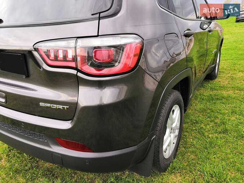Внедорожник / Кроссовер Jeep Compass 2017 в Володарке
