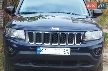Внедорожник / Кроссовер Jeep Compass 2015 в 