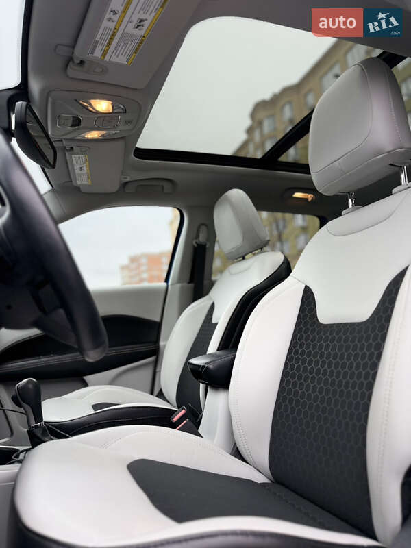 Внедорожник / Кроссовер Jeep Compass 2018 в Киеве фото 28 Внедорожник / Кроссовер Jeep Compass 2018 в Киеве
