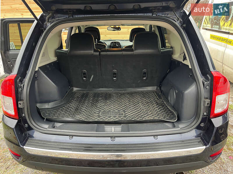 Внедорожник / Кроссовер Jeep Compass 2011 в Киеве