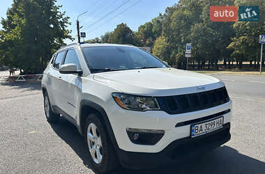 Позашляховик / Кросовер Jeep Compass 2017 в Умані